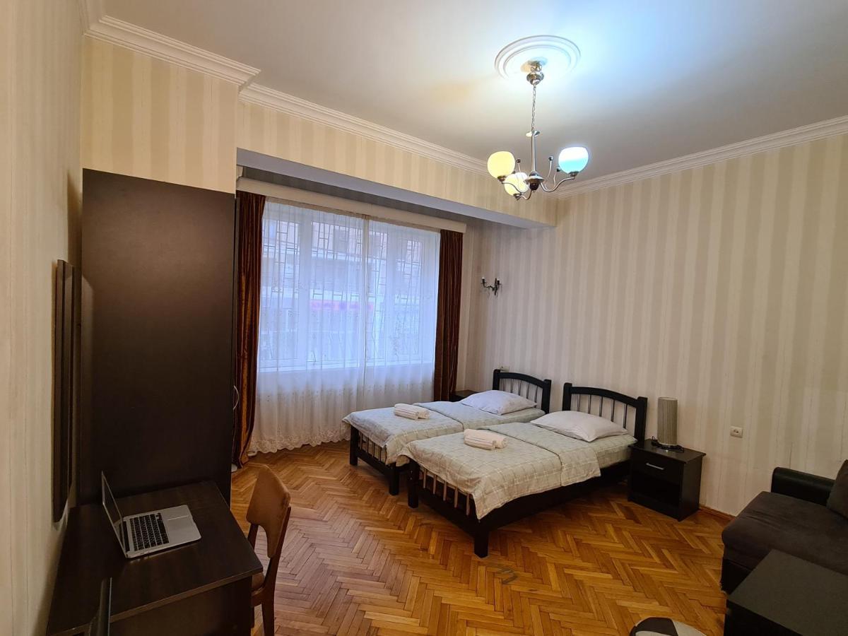 Hotel Bu Tbilisi Esterno foto
