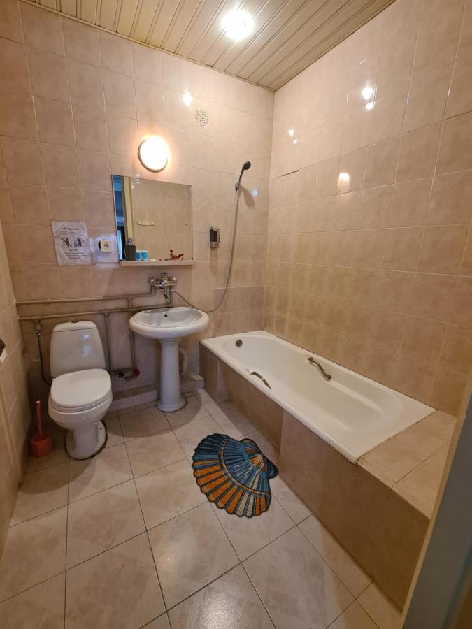 Hotel Bu Tbilisi Esterno foto